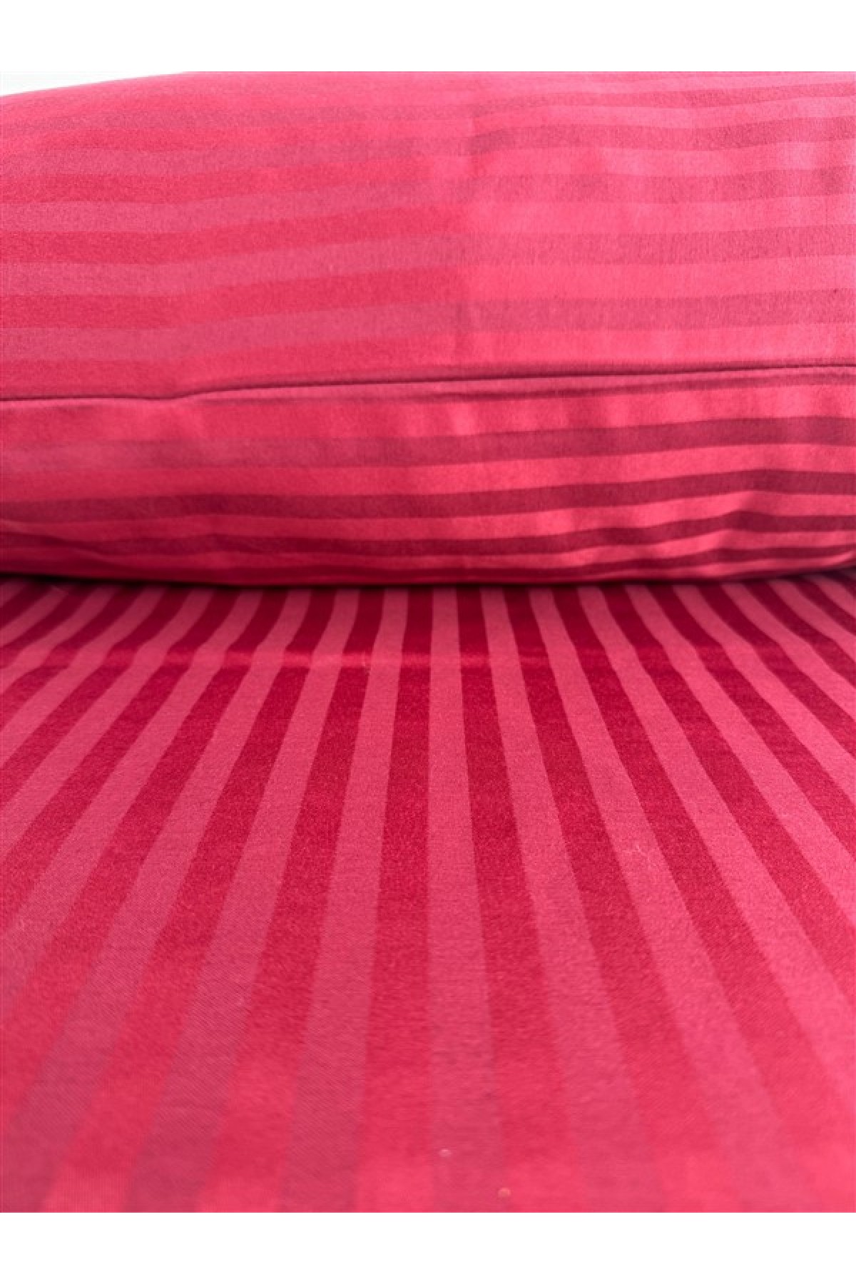 Çizgili Saten Bordo  2 Adet 50x70 Yastık Kılıfı