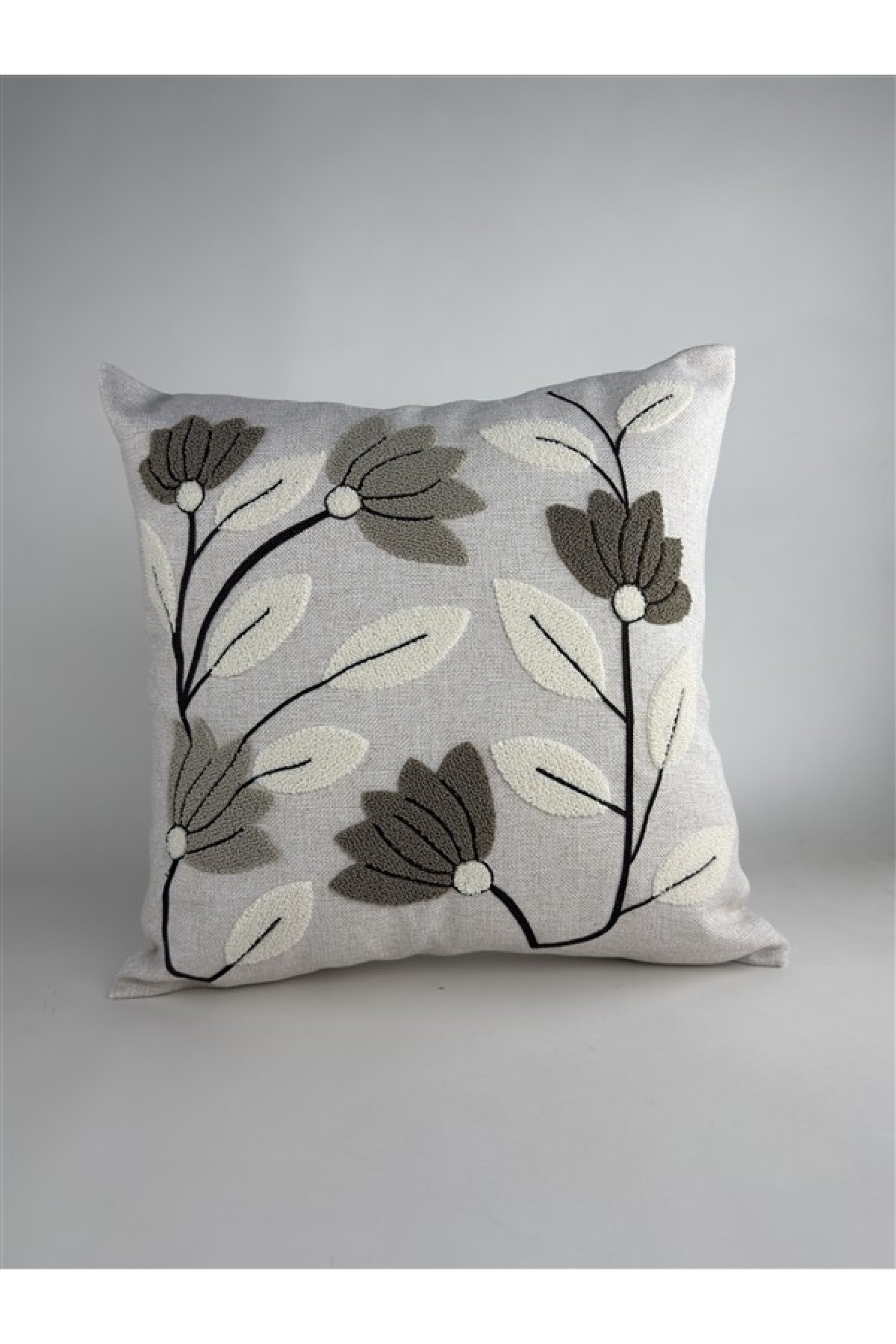 Makine Nakışlı Punch Desenli Kırlent Kılıfı PUN05– 43x43 cm