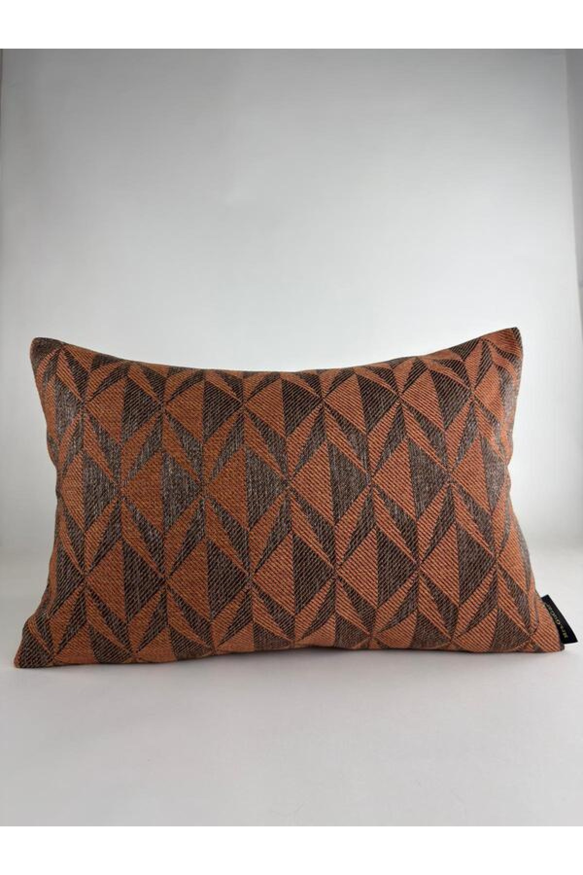 Kiremit Melanj Geometrik Desenli Keten Kırlent Kılıfı 35x50 cm – Premium Collection