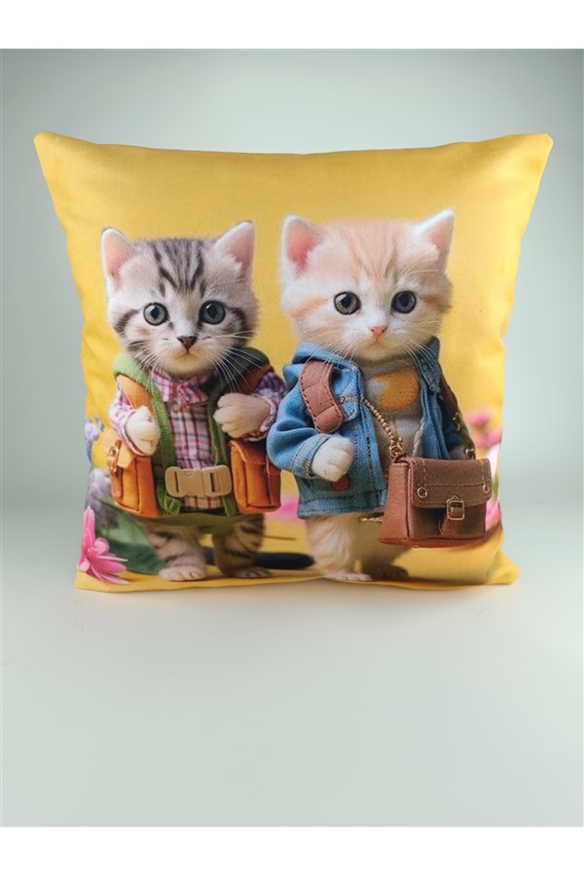 Mrs.Gugar Kedi Desenli Kırlent Kılıfı -95